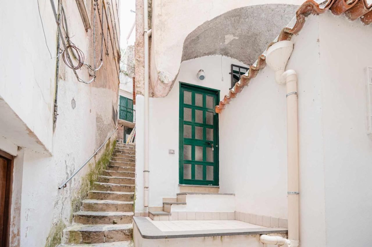 White Amalfi Centro Storico By Italianhost Daire Dış mekan fotoğraf