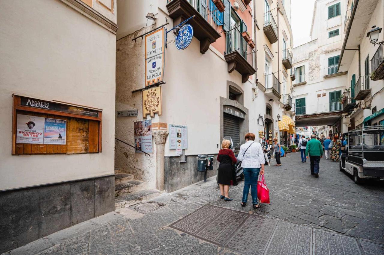 White Amalfi Centro Storico By Italianhost Daire Dış mekan fotoğraf
